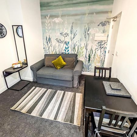 Emerald Delightful Suite Moseley Mews, Birmingham By Staystaycations Exterior photo